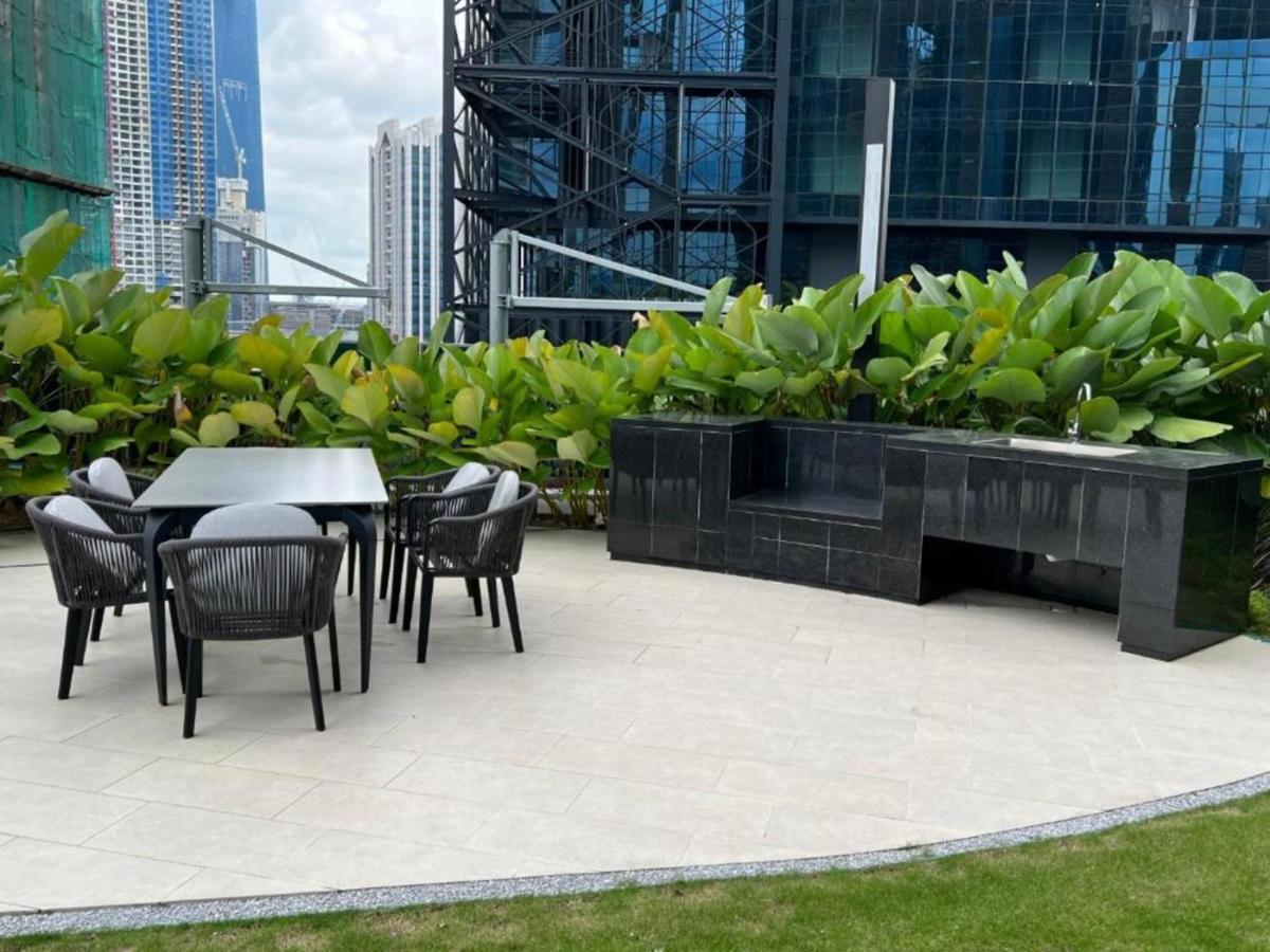 Eaton Suites Klcc Kuala Lumpur Exterior photo